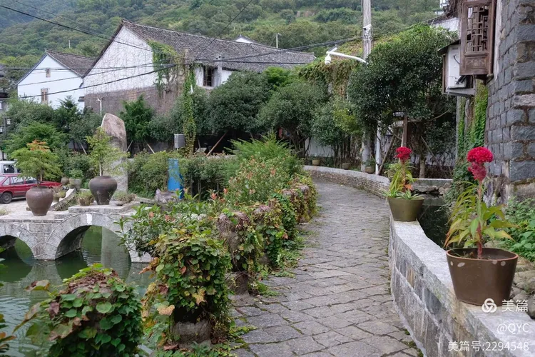 覆卮山休闲记